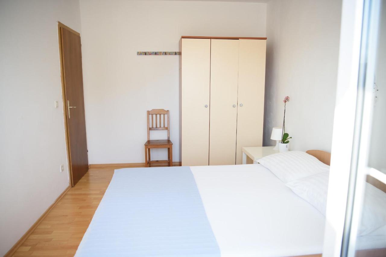 Villa Claudia Lemon Appartment Premantura Ngoại thất bức ảnh