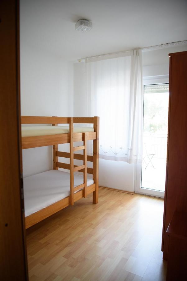 Villa Claudia Lemon Appartment Premantura Ngoại thất bức ảnh